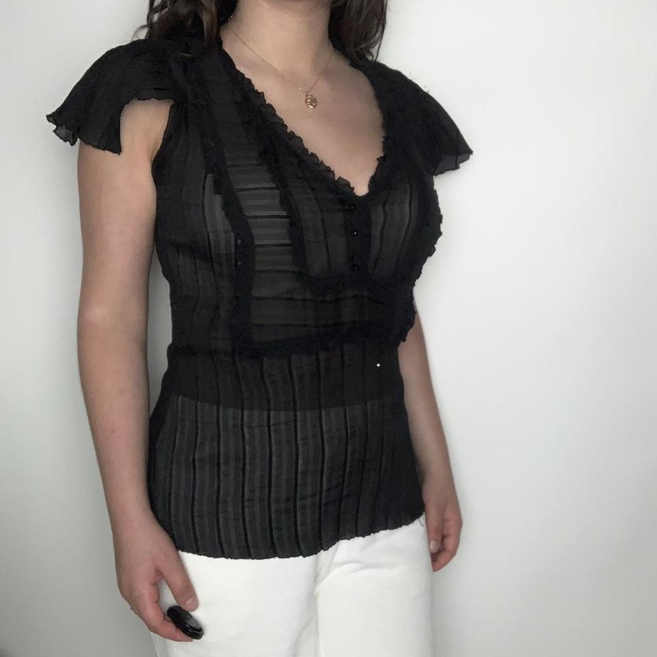 Y2K COOL GIRL 🧞‍♀️ vintage y2k black mesh frilly button-up t-shirt