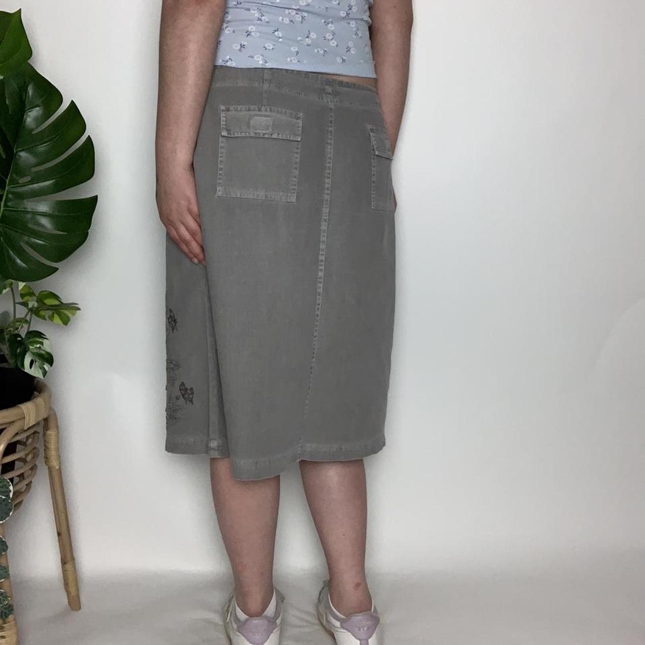 Amazing embroidered vintage y2k cottagecore/pixiecore khaki skirt