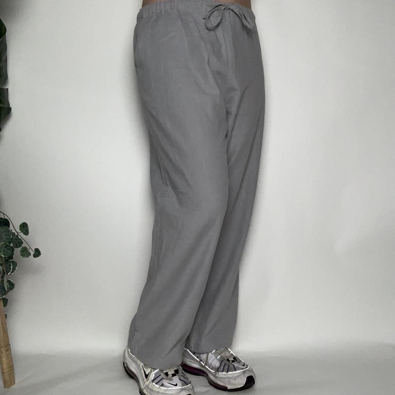 Y2K COOL GIRL 🧞‍♀️ vintage 90s grey wide leg trousers