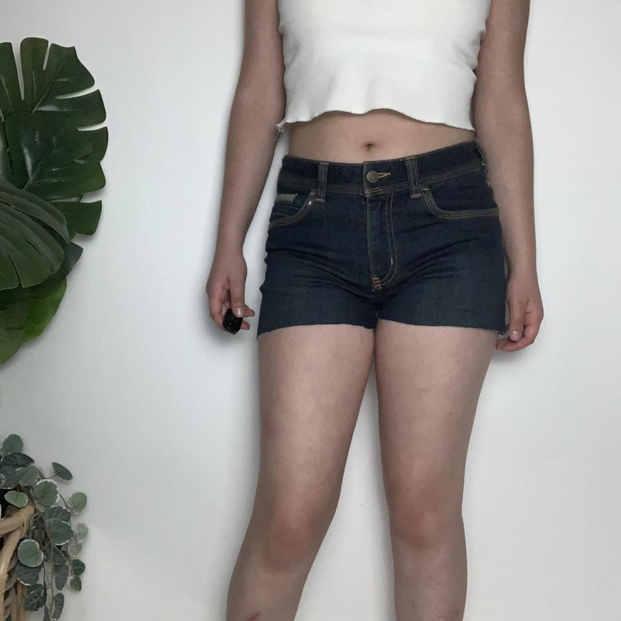 Deadstock vintage Carhartt 90’s y2k denim cut off shorts