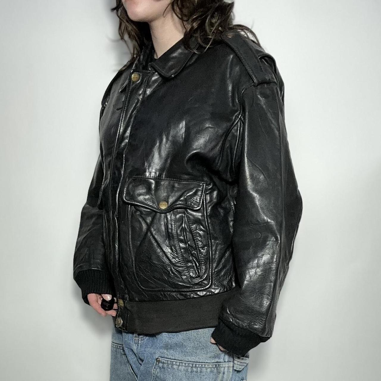 Vintage 90s black leather bomber jacket