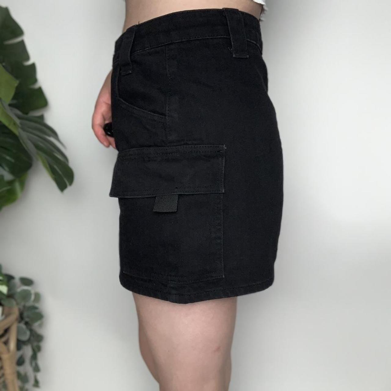 HOLIDAY HEATWAVE 🌴 Vintage y2k deadstock topshop black denim mini skirt