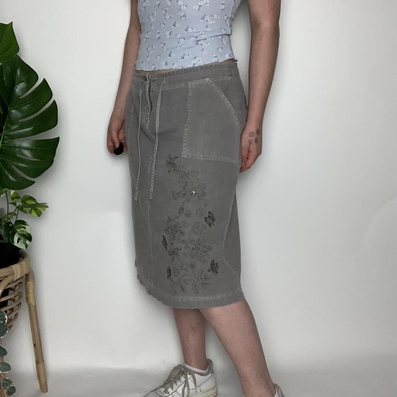 Amazing embroidered vintage y2k cottagecore/pixiecore khaki skirt
