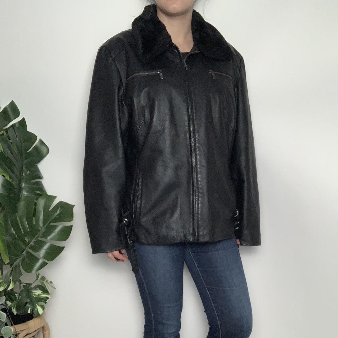 Vintage 90s genuine leather motorcycle jacket with removable collar