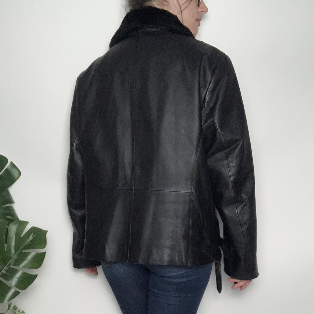 Vintage 90s genuine leather motorcycle jacket with removable collar