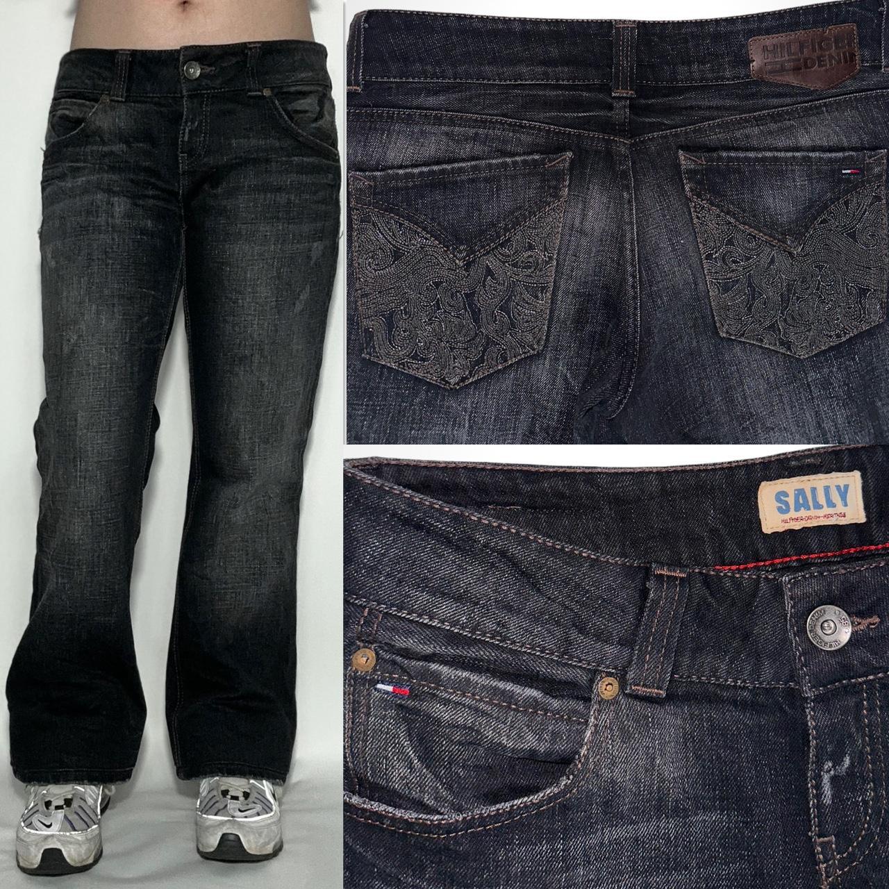 Vintage y2k Tommy Hilfiger black bootcut low-rise jeans with embroidered pockets