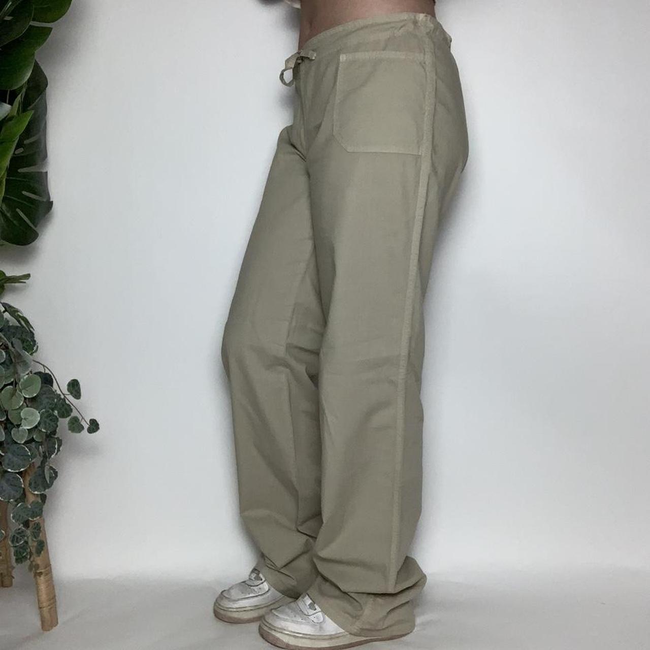 Y2K COOL GIRL 🧞‍♀️ vintage 90s tan cargo trousers