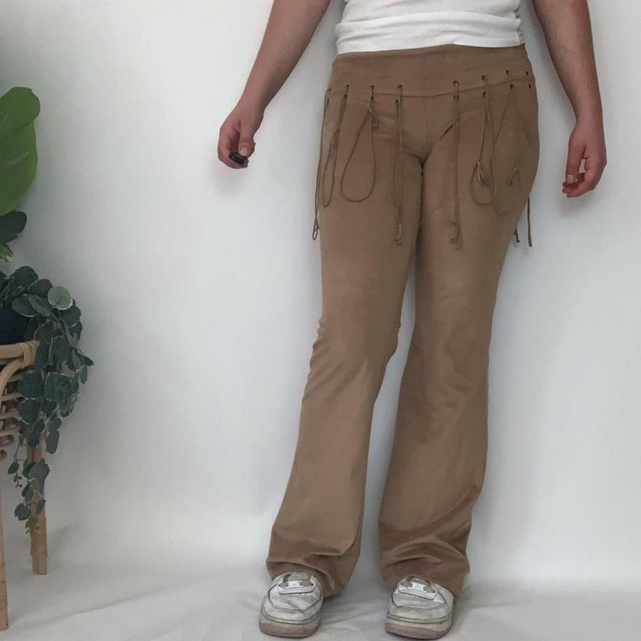 Y2K COOL GIRL 🧞‍♀️ vintage y2k tan suede flared trousers with fringe