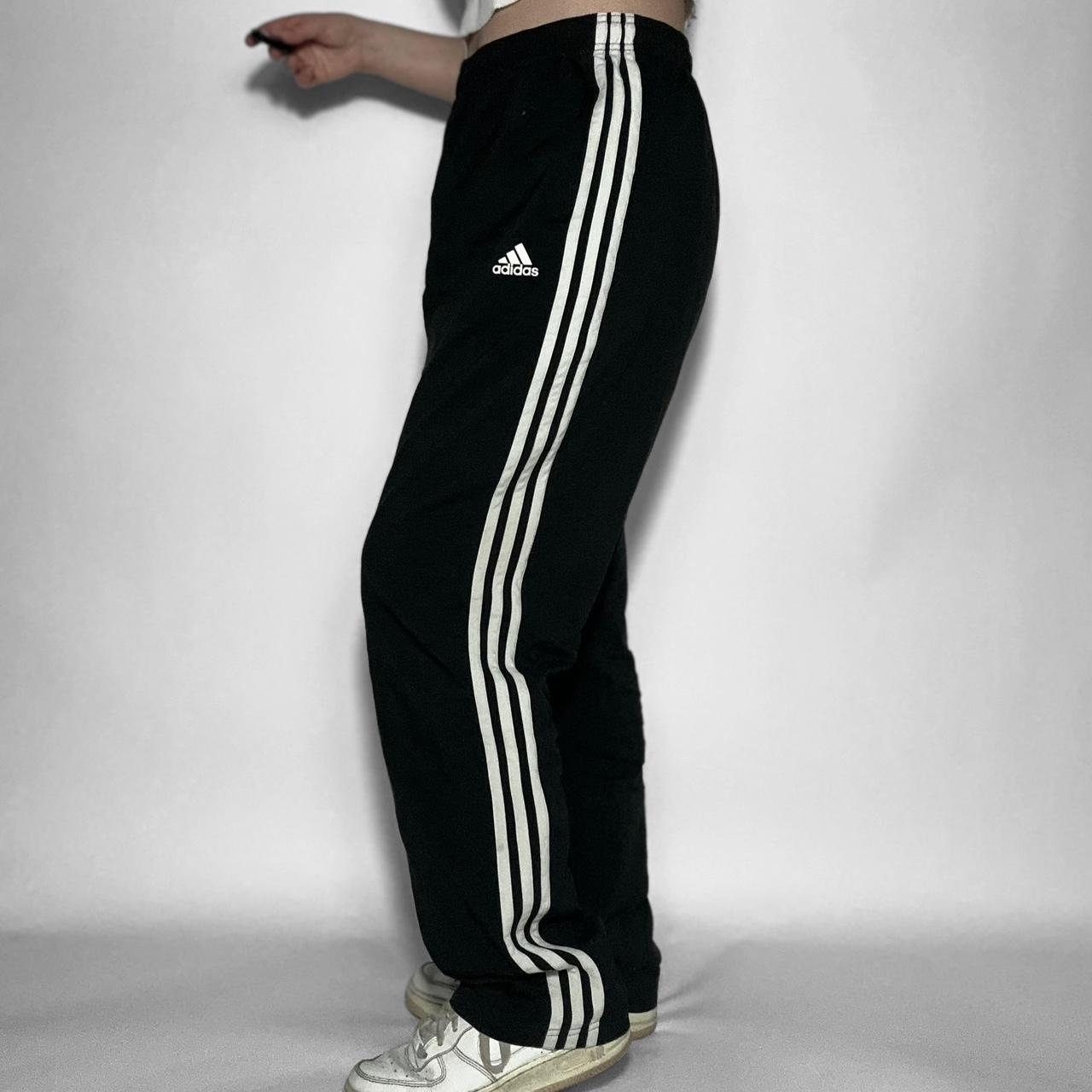 Adidas vintage 90s high waisted baggy track pants